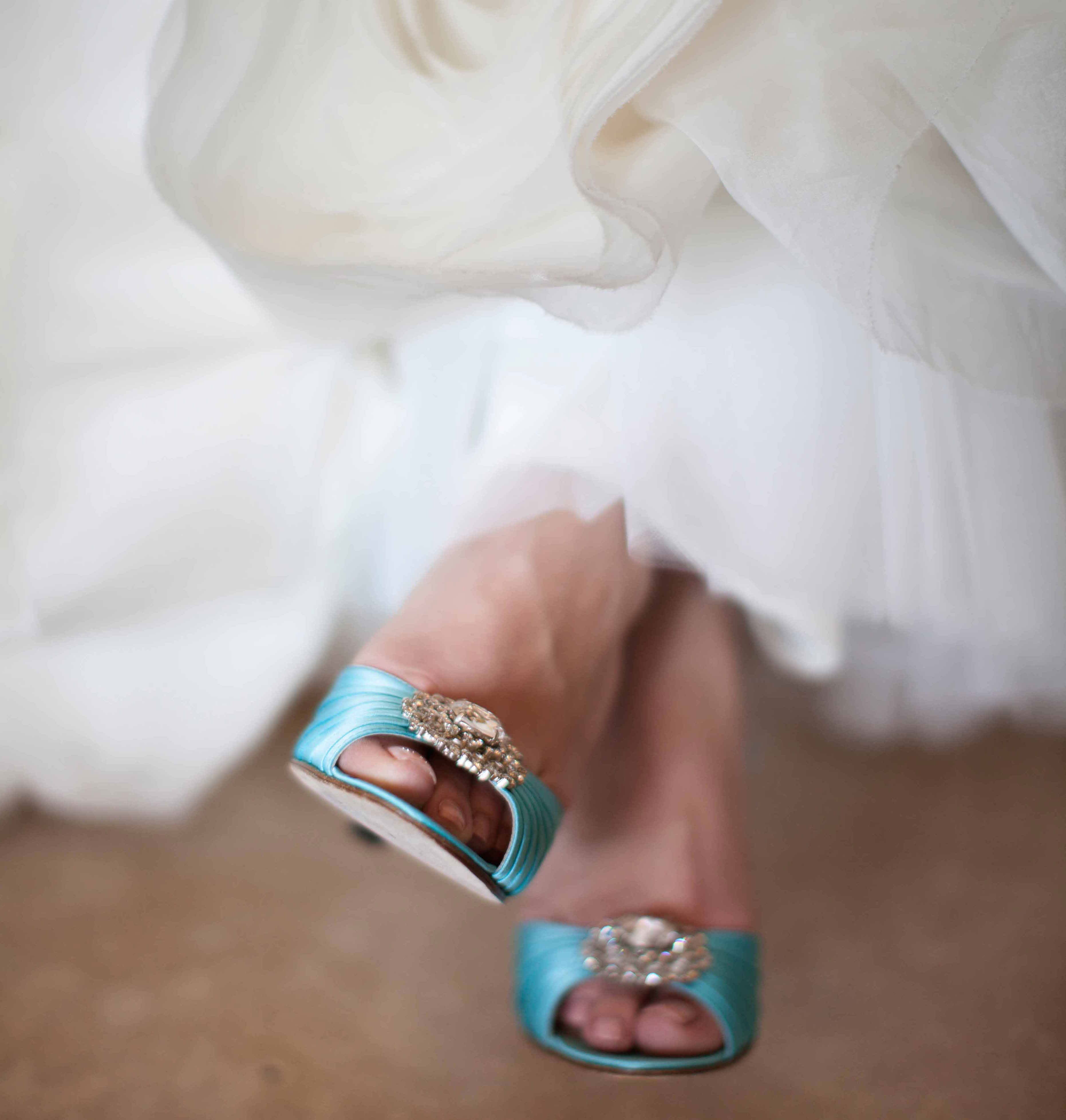 turquoise wedding shoes for bride