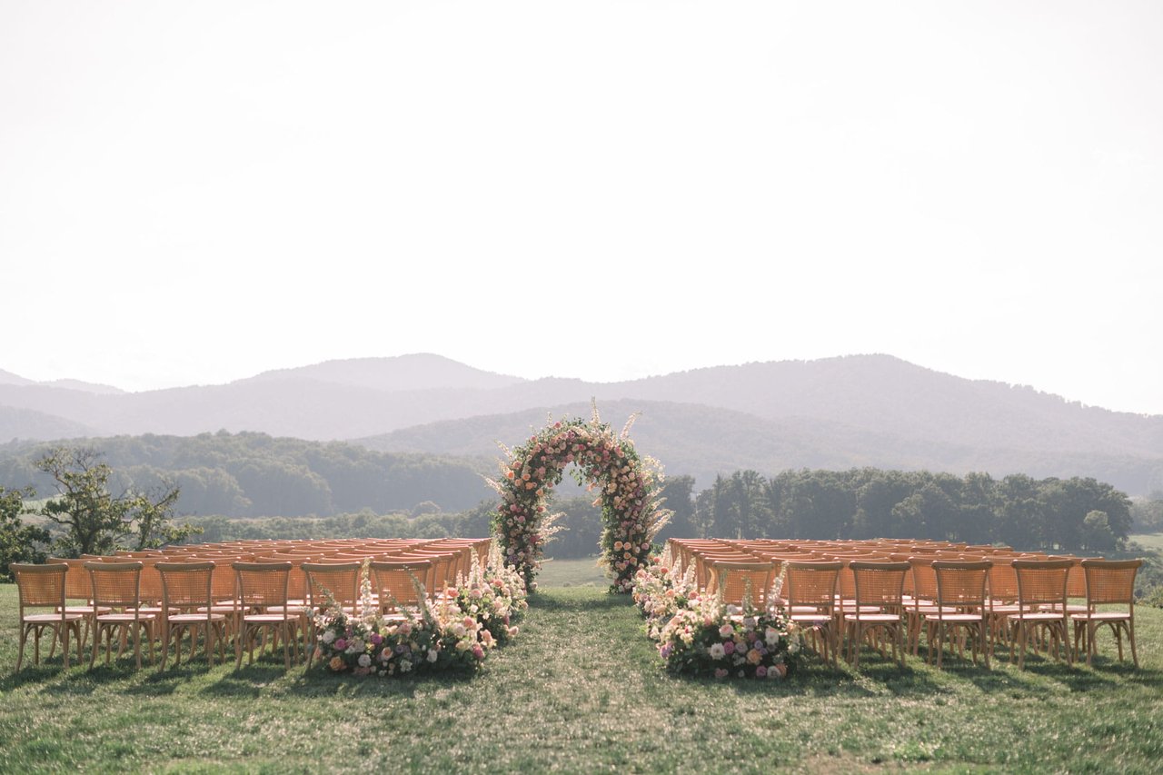 insideweddings.com - Romantic Summer Wedding at a Farm & Vineyard Venue in Virginia