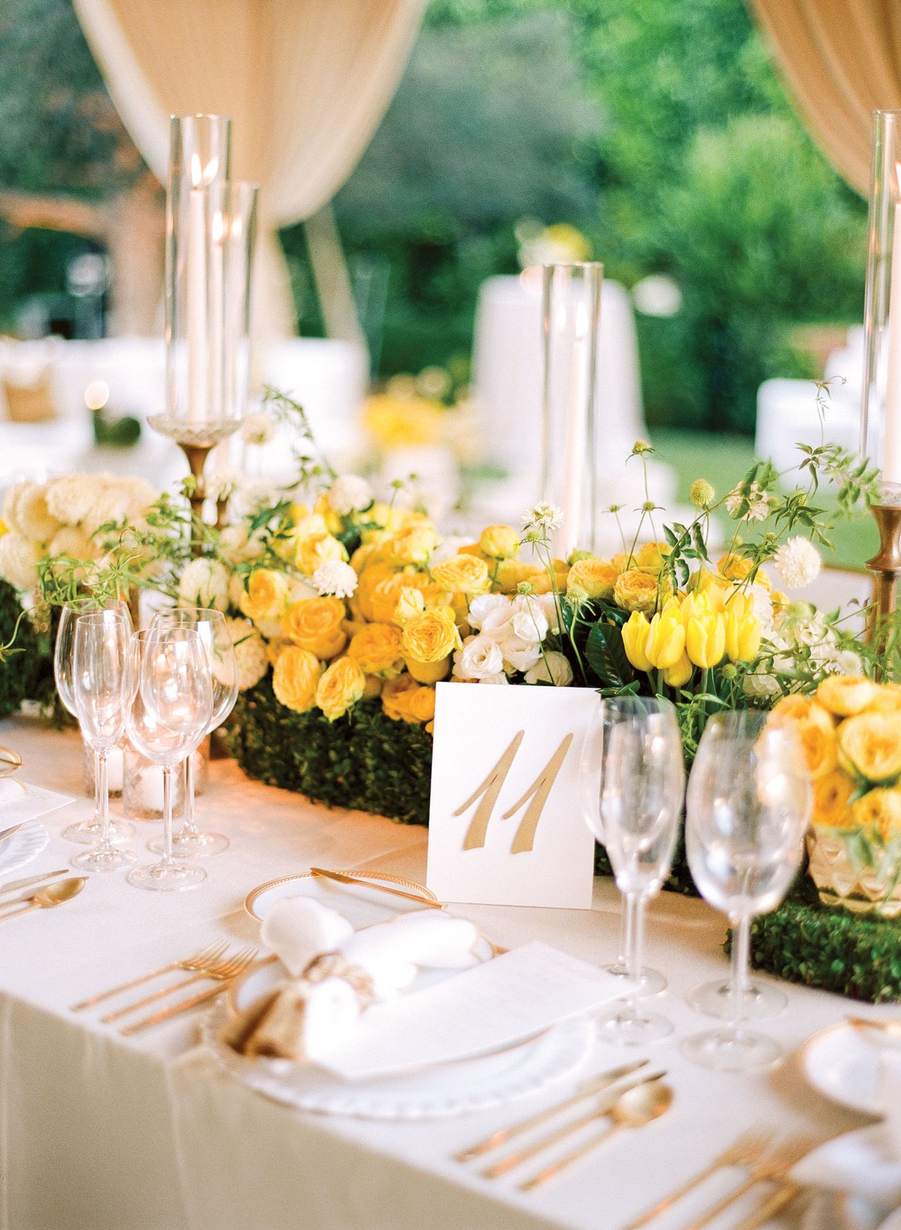 White & Yellow Wedding Centerpieces
