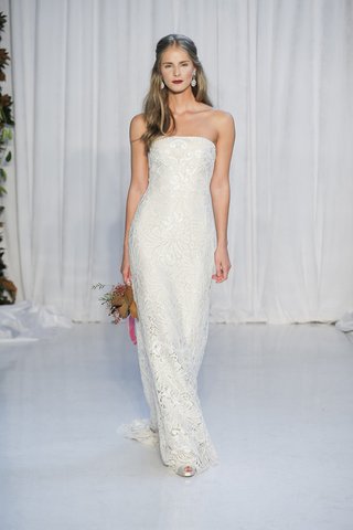 Philippa by Anne Barge anne-barge-fall-2018-strapless-column-gown-made-with-alencon-lace