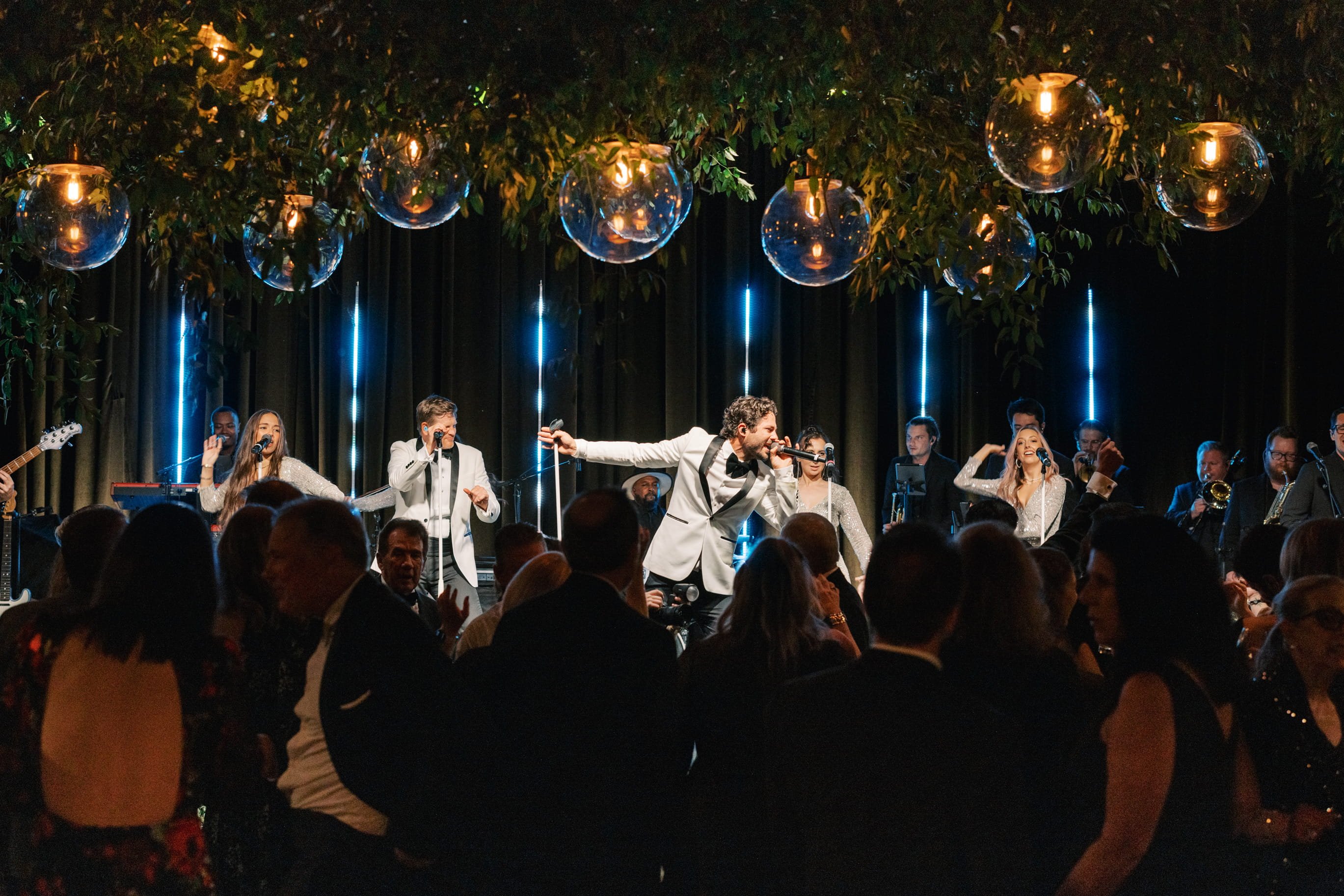 insideweddings.com - Kelcy Christy - Wedding Entertainment 101: How to Plan Your Wedding Entertainment (According to the Pros)