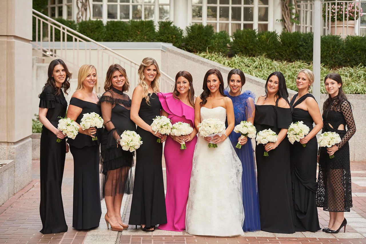 Bride with Best Friends & Bridesmaids