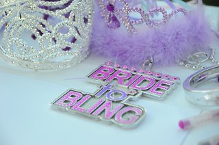 Photo Booth Bling Supplies bride-to-bling-bridal-shower-decorations