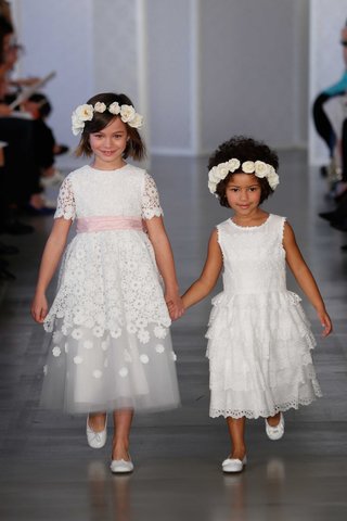 oscar de la renta flower girl