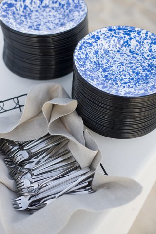 Stack of Blue and White Dishes silverware-and-stacks-of-bowls