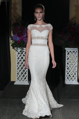 Isabelle Armstrong Fall 2016 Layered Corset Bodice isabelle-armstrong-fall-2016-mermaid-wedding-dress-with-tiered-illusion-details