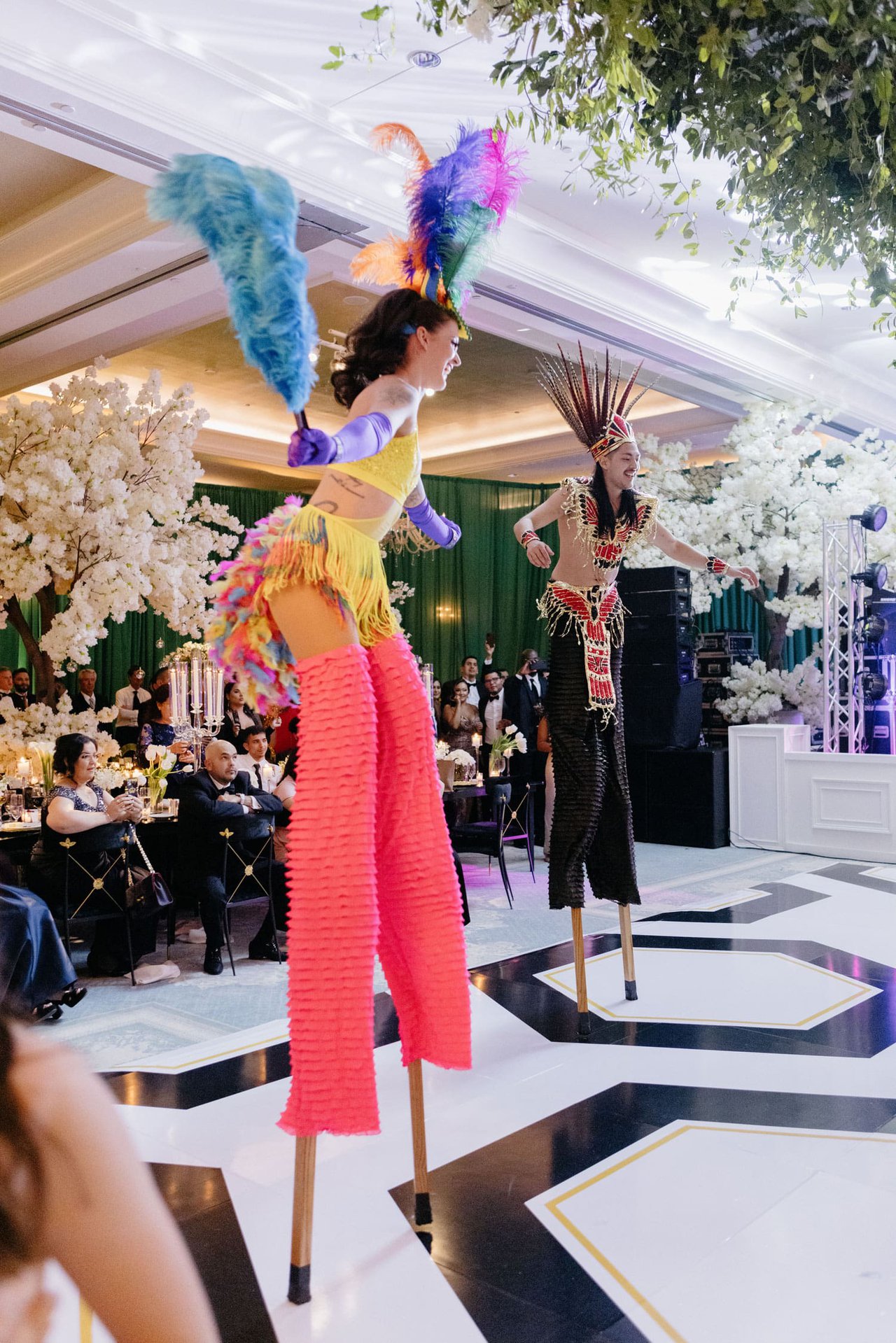 Hora Loca Performers on Stilts