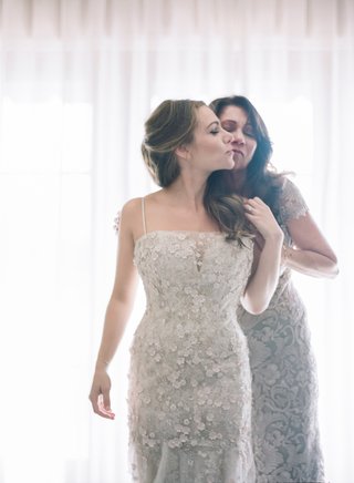 monique lhuillier mother of the bride