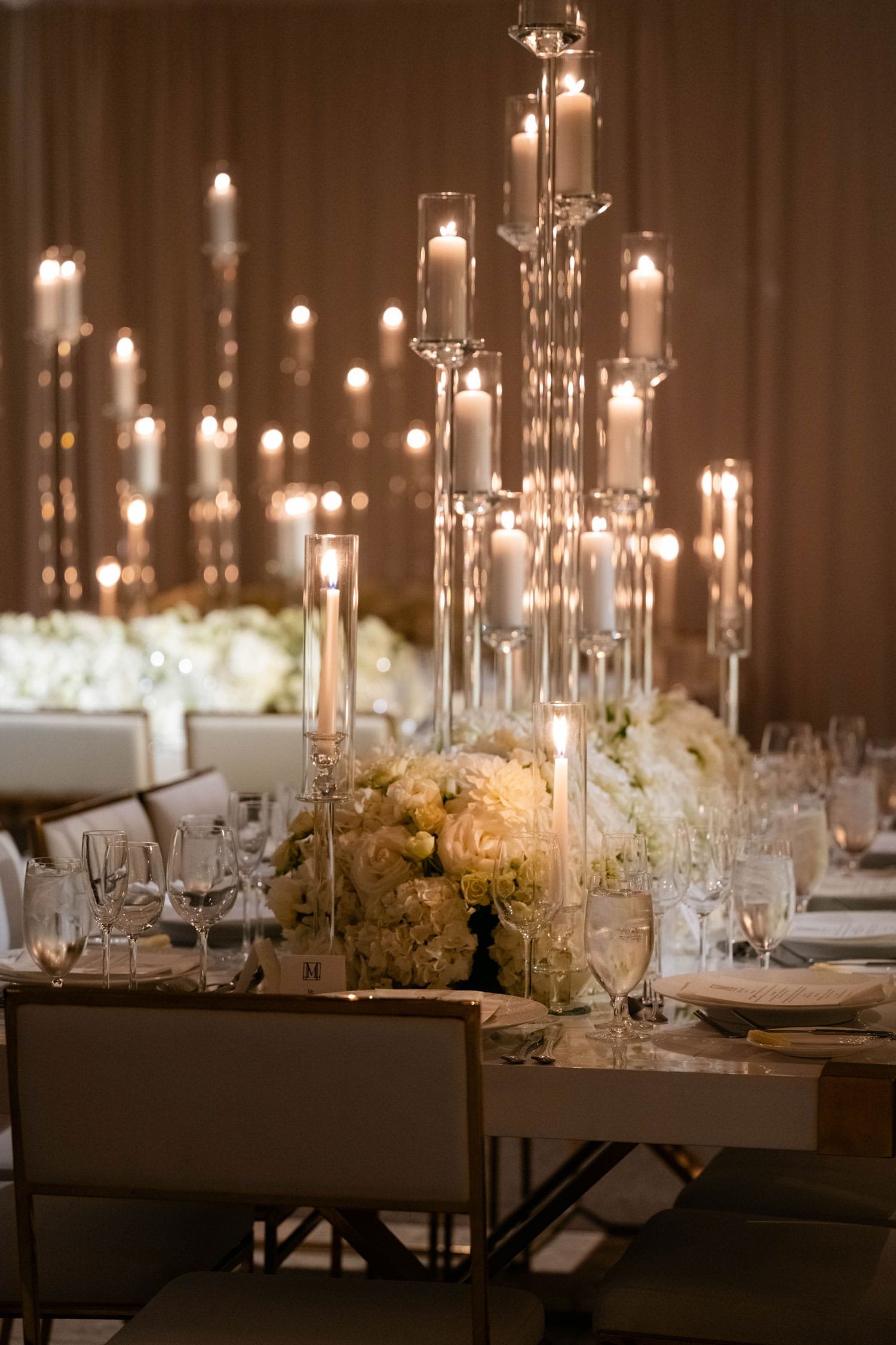 white and gold table and chair decor ideas for white and gold wedding