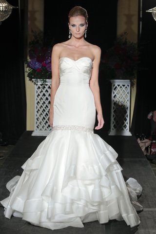 Isabelle Armstrong Fall 2016 Ruffle Gown isabelle-armstrong-fall-2016-strapless-wedding-dress-with-ruffle-skirt-and-beading