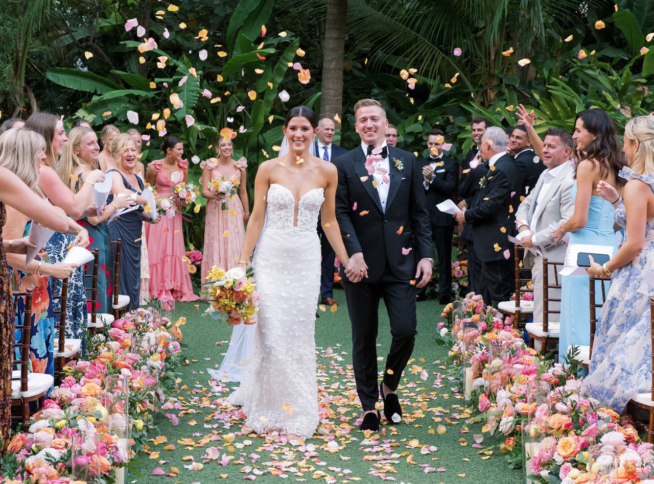 A Fun, Colorful Destination Wedding in the Bahamas, image size:1280x948